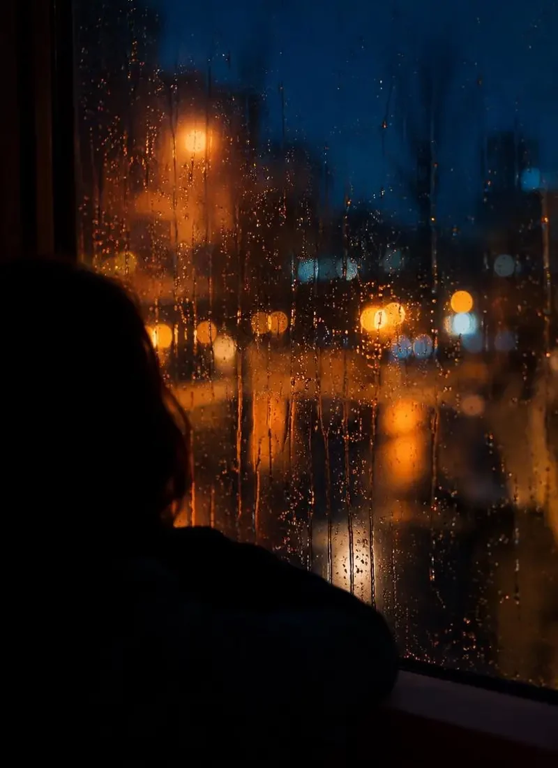 雨停之前不要叫醒我 封面，星辰首映作品